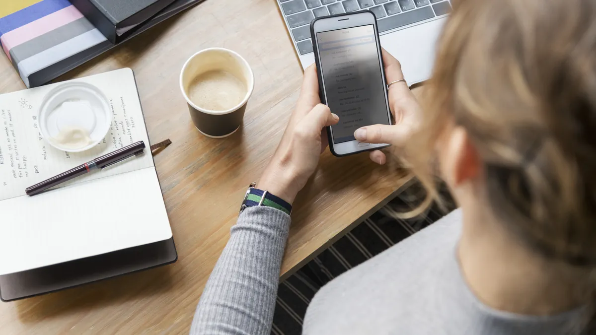 The 5 Best Contact Cleaner Apps for iPhone in 2025 (Tested and Ranked)