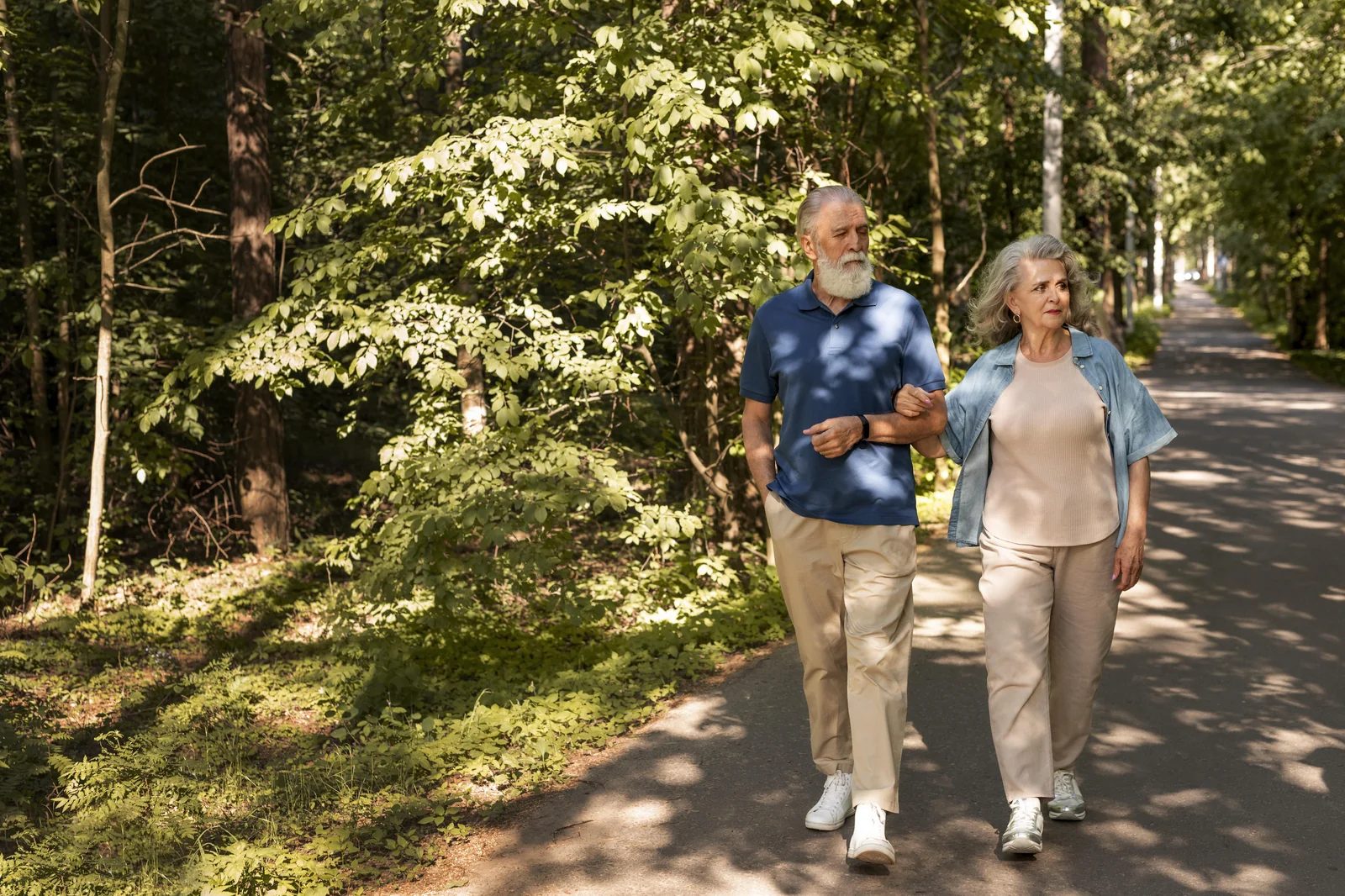 The Best Simple Pedometer Apps for Seniors in 2026: Large Fonts, Battery Saver & Zero Clutter