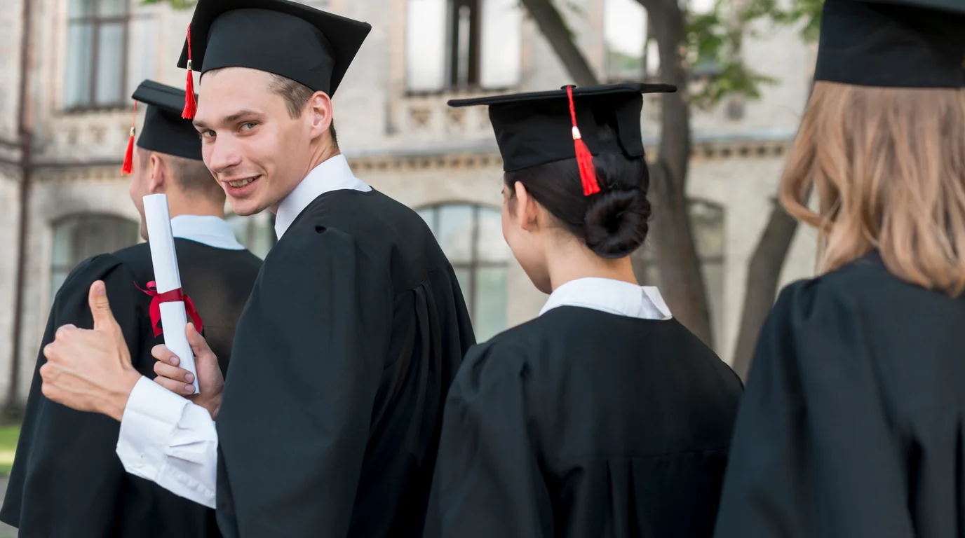 College Graduation Countdown: Hur man spårar din sista termins- och seniorårslista på iOS