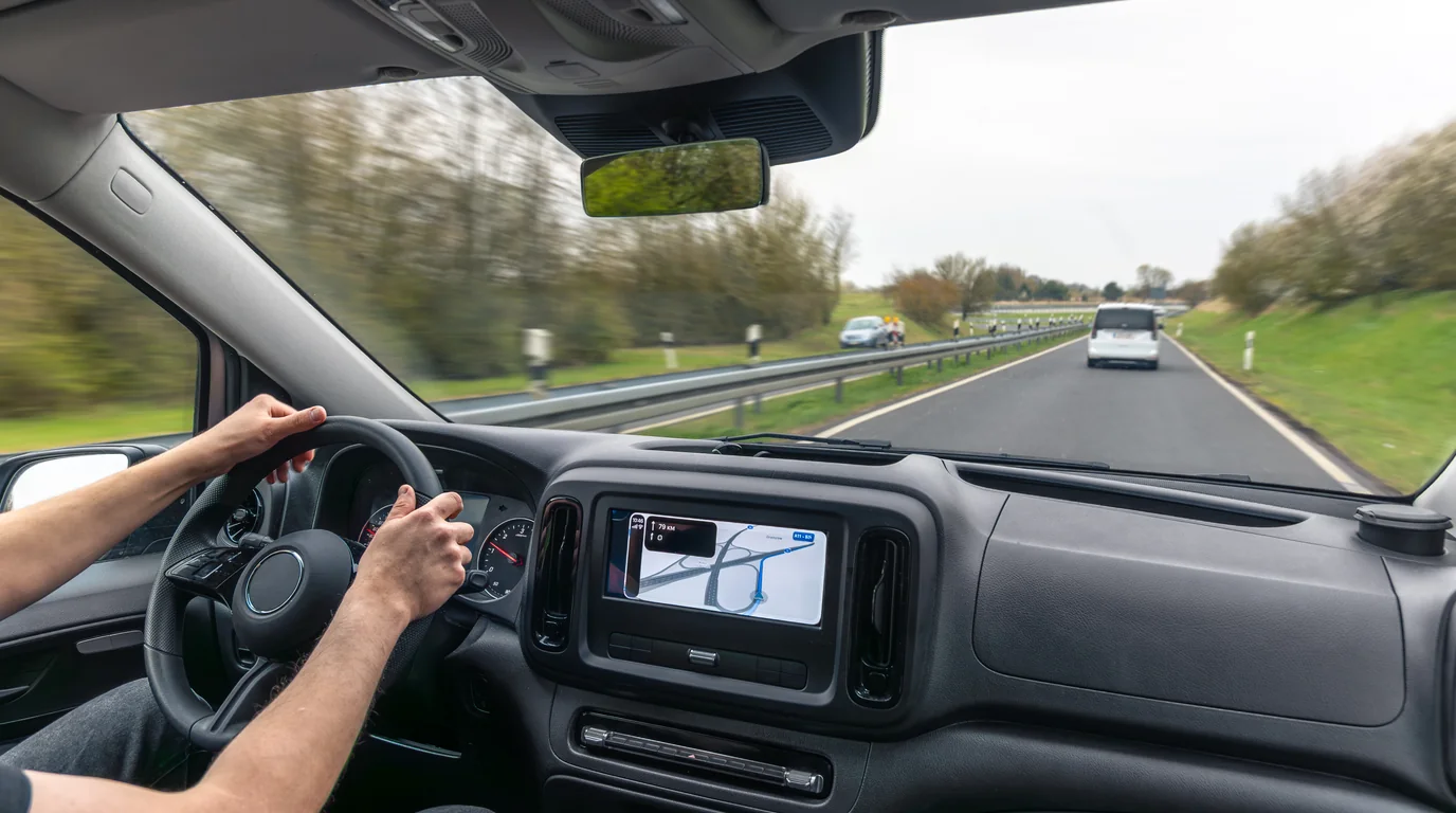 Hur man suddar registreringsskyltar och åskådaransikten i Dashcam-video på iPhone (2026)