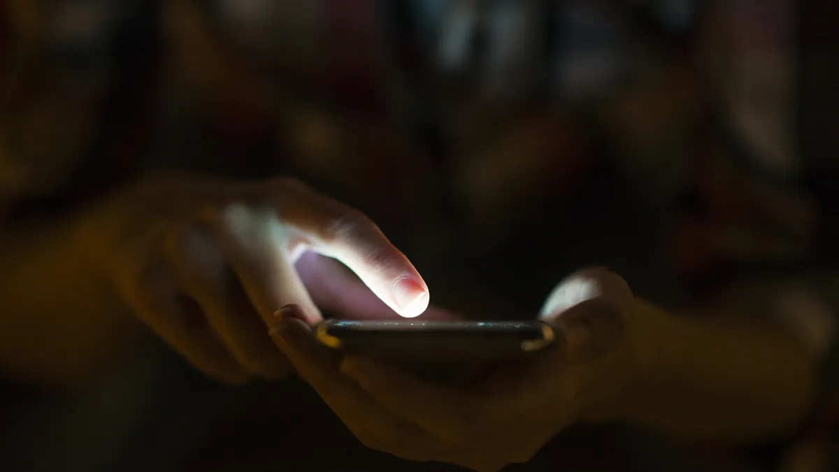 Svep åt höger vs svep åt vänster: The Gamification of Inbox Productivity